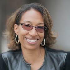 Lori Welton's Instagram, Twitter & Facebook