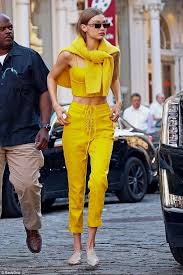 Pin By Nicole Branten On Bikini Fashion For 2017 Gigi Hadid Street Style Gigi Hadid Outfits Fashion