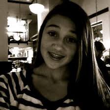 Marley Bauer (glitzymar17)