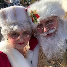 Santa and Mrs. Claus LV added a...