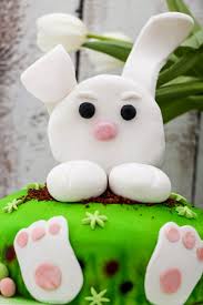 Ostern kuchen ostern rezepte ostern farben urlaubs rezepte bring mich zum lächeln ostern essen urlaub lebensmittel nachtisch rezepte gourmet cupcakes. Ostertorte Mit Fondantdecke Und Airbrush C B With Andrea