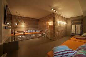 Behagliche Warme Sauna Und Ruheraum Perfekt Vereint Mehr Sauna Ideen Fur Die Eigenen Vier Wande Gibt Es Hier Http Www Teka Sau Ruheraum Sauna Sauna Ideen