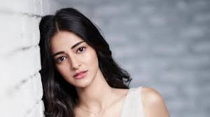 Ananya Panday On Being Bullied In School I Had Chicken Legs And Wiry Hands Movies News 5 feet 7 inches (approx) weight: ananya panday on being bullied in