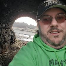 Accidental after Rockaway mall exit I 80 west looks like they are senting  of a medavacv site by the mall alot of njsp vehicles in the parking lot by  the mall at