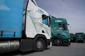 Ich habe ihn ihr noch nicht vorgestellt. Lng Lkw Elflein Setzt Ein Ausrufezeichen Erdgas Cng Lng News Logistra Fachmagazin Fur Nutzfahrzeug Fuhrpark Und Lagerlogistik Intralogistik Flurforderzeuge Lagertechnik Lkw