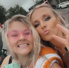 Kristy Rader's Instagram, Twitter & Facebook