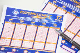 Maybe you would like to learn more about one of these? Resultat De L Euromillion Fdj Le Tirage Du Vendredi 2 Aout 2019 En Ligne
