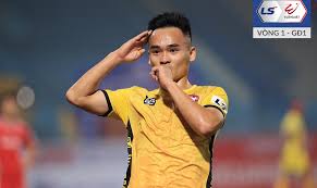 Oddspedia provides kaya fc viettel fc betting odds from betting sites on 0 markets. Kejutan Pekan Pertama Liga Vietnam 2021 Berlanjut Juara Bertahan Kalah Di Kandang