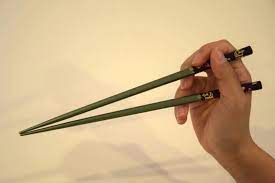 You hold one like a pencil and the other is held stationary. How To Use Chopsticks And 5 Tips On Good Basics Manners Matcha Japan Travel Web Magazine