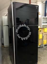 Tidak tahu hendak memilih peti ais yang bagaimana? Black Glass Fridge Sharp Refrigerator Big Peti Ais Home Appliances Kitchen For Sale In Others Kuala Lumpur Mudah My