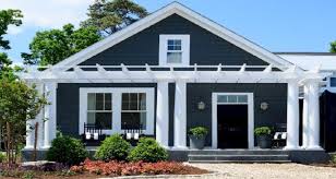 Brilliant 15 Awesome Small Home Color Ideas For Cool Home Ex Small House Exterior Paint Exterior House Paint Color Combinations Exterior Paint Colors For House