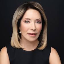 Paula S. Wallace (@paulaswallace) • Instagram photos and videos