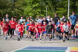 Boks offers resources and tools to get kids moving in fun ways throughout the day, whether they're in the classroom, at home, or outside. Boks Kids Linkedin