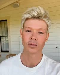 Trent Kahn's Instagram, Twitter & Facebook