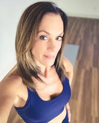 Tanya Michel's Instagram, Twitter & Facebook