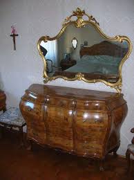 Dal design più rigoroso all'interpretazione contemporanea delle forme passate, con una scelta di materiali che. Arredamento Anni 30 Foto Design Mag