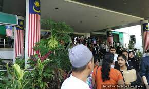 A good place to shop for traditional malay clothes. Malaysiakini Kompleks Mahkamah Shah Alam Terima Ancaman Bom