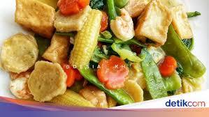 Resep capcay bakso sebenarnya sama dengan resep capcay sayur lainnya. Resep Capcay Goreng Kuah Kental Yang Mudah Dan Enak