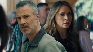 9-1-1: Nashville's LeAnn Rimes Reveals Surprising Detail About Her  Character: 'There's No Way!'