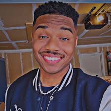 Llewellyn Johnson (@lov3n_smiles) • Threads, Say more