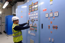 Agent technique forestier ou l'agent d'exploitation forestière peut devenir chef d'équipe, entrepreneur de travaux forestiers ou exploitant consulter : Metiers De La Production Et De L Ingenierie Edf France