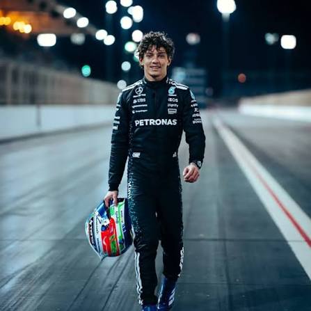 PRIMER PODIO DE KIMI ANTONELLI, QUEDA 3º🏆🔥 El rookie más destacado de la  temporada 2025 logró el 3er lugar en el Gran Premio de Canadá. Es Kimi el  piloto del día. Una