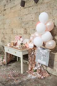Inspirationen Fur Eure Dekoration Vom Geschenketisch Bis Zum Sweet Table Gabentisch Gabentisch Hochzeit Tisch Dekorieren