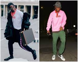 Travis scott outfits travis scott fashion travis scott style baggy cargo pants cargo pants outfit harem baggy cargo pants stand in total contrast to the skinny jeans trend from a few years back. How To Dress Like Travis Scott Men S Style Guide