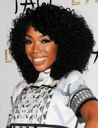 Team Brandy Brandy Pulled A Tress Switcheroo She Sported Long Flowy Waves Before Switching Into This Full Cu Celebrity Hairstyles Hair Styles Hair Today