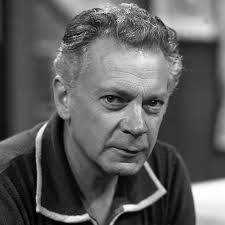 Der Mann, der nach der Oma kam