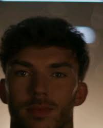 LIBRE, o novo Eau de Parfum de Yves Saint Laurent, com o fenômeno musical  DUA LIPA em sua campanha 🌟💛😍 . Uma lavanda floral, sensual e ousada, uma  mulher que desafia todas