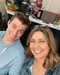 LoreeJon (@loreejon) · Shepherd, TX