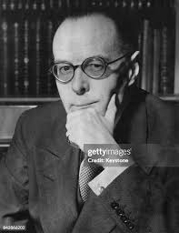 802 Oliver Harvey Photos & High Res Pictures