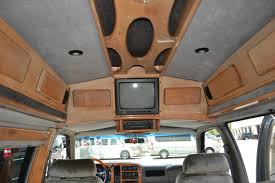 Chevy express with seating for 7 passengers, keyless/power locks doors: 1999 Chevy Express 1500 Southern Comfort Ultimate Se Mike Castrucci Conversion Van Land