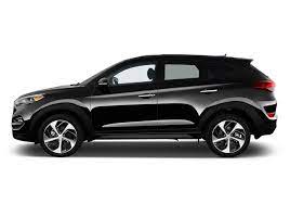 Check spelling or type a new query. Hyundai Tucson 2017 2 4l Awd Gls In Uae New Car Prices Specs Reviews Amp Photos Yallamotor