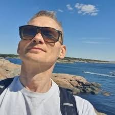 Eric Kolstad's Instagram, Twitter & Facebook