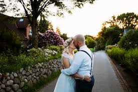 Foodl the best in holstein. Lassige Gartenhochzeit Mit Freier Trauung Hochzeitsblog The Little Wedding Corner