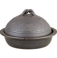 This energy saving cooking method is easy and saves on another advantage of cooking with what is often called a chinese clay pot is that it's pretty enough to take from stove to table. Japanese Donabe Smoker For 2 People Stovetop Clay Cooking Pot Furniture Home Living Kitchenware Tableware Cookware Accessories On Carousell