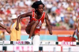 Elle sait tout faire, donc elle veut tout. Hall Of Fame Jackie Joyner Kersee Heptathlon S Original Golden Girl Who Became The First Lady Of Track And Field Daily Mail Online