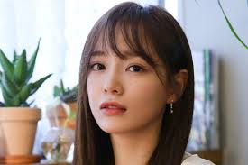 Sejeong will be the taeyeon of this gen ? Kim Sejeong Dishes Out On Musical Aspirations Her Place In Gugudan And Her Friendship With Twice S Jihyo Soompi