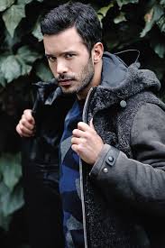 Baris Arduc Un Kimseye Anlatamadiklari Hombres Turcos Hombres Atractivos Hombres Guapos
