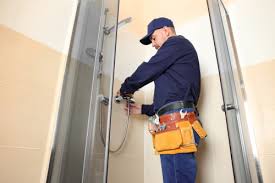 Wenn das fensterglas einen tiefen riss oder gar gesplittert ist, muss die scheibe ausgetauscht werden. Mischbatterie An Der Dusche Austauschen Darauf Mussen Sie Achten