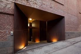Galeria De Conde Duque Carlos De Riano Lozano 2 Chateau Moderne Facade Bois Entree Maison