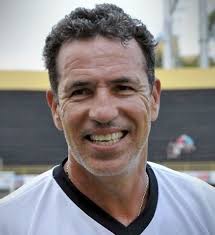 Confira a biografia, os detalhes de seus 23 anos de carreira e todas as notícias sobre ele. Careca