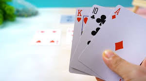 Learn the rules of crazy eights the distant relative of rummy. How To Play 31 With Pictures Wikihow
