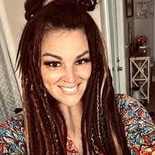 Christy Wade's Instagram, Twitter & Facebook