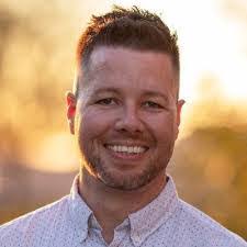 Eric Upton's Instagram, Twitter & Facebook