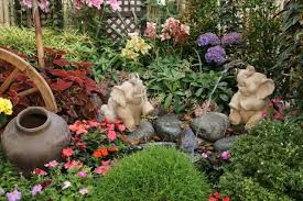 Jardim Tropical Residencial Fotos E Dicas Jardim Decorado Tropical Garden Design Backyard Garden Layout Garden Art