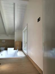 (spatula, pietra spaccata,effetto materico,pietra zen,bamboo,pietra levigata, greche, effetto perlato, metallizzato). Decora Stanza Da Bagno Stucco Veneziano Spatula Stuhii Facebook