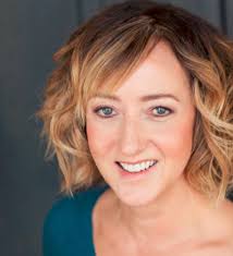 The Moody Handbook of Preaching: Koessler, John, Easley, Michael J, Singley  III, H E, Neely, Winfred, Stowell III, Joseph M, Sweeting, George, MacRae,  Pamela, Green, Daniel, Rydelnik, Michael A, Finkbeiner, David, Schmutzer,